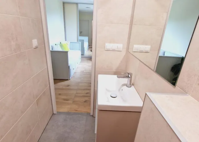 Z 2 Sypialniami I 2 Lazienkami グディニャ